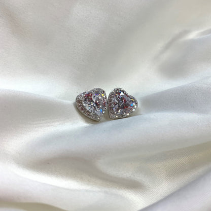 [Elitejewels]Sparkling Heart Shape Lover Earrings