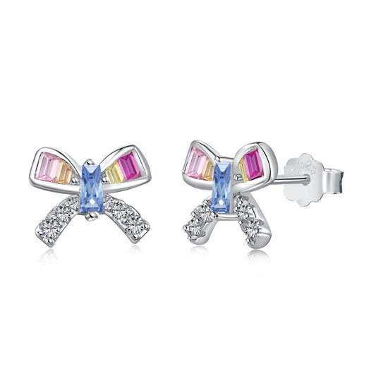 [Elitejewels]Ornate Butterfly Shape Daily Earrings