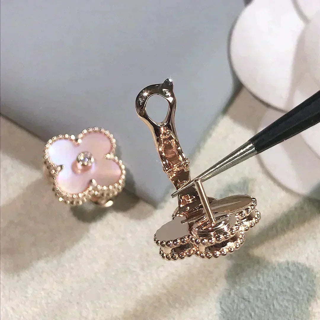 [Elitejewels] CLOVER MEDIUM 1 MOTIFS ROSA MOP DIAMANT OHRRINGE