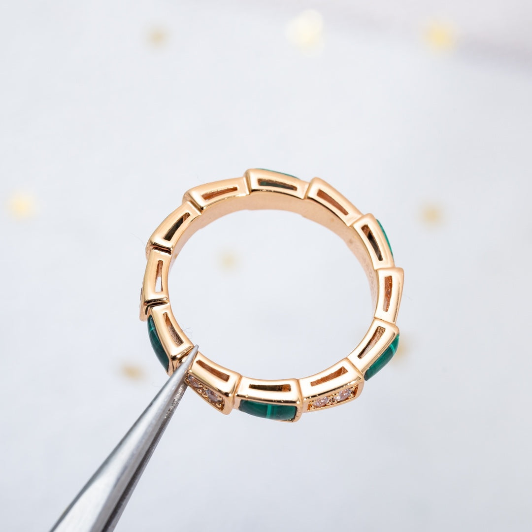 [Elitejewels]SERPENTI RING ROTGOLD MALACHIT DIAMANT 3MM