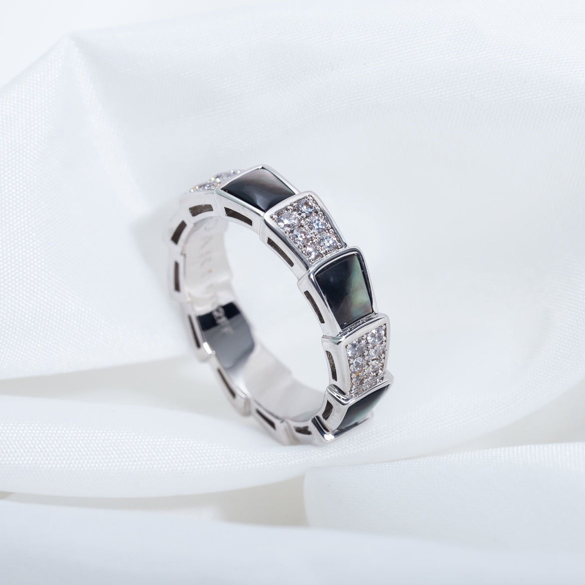 [Elitejewels]SERPENTI RING SILVER DIAMOND BLACK MOP 4MM