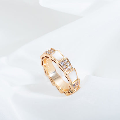 [Elitejewels]SERPENTI RING ROTGOLD MIT DIAMANTEN 4MM