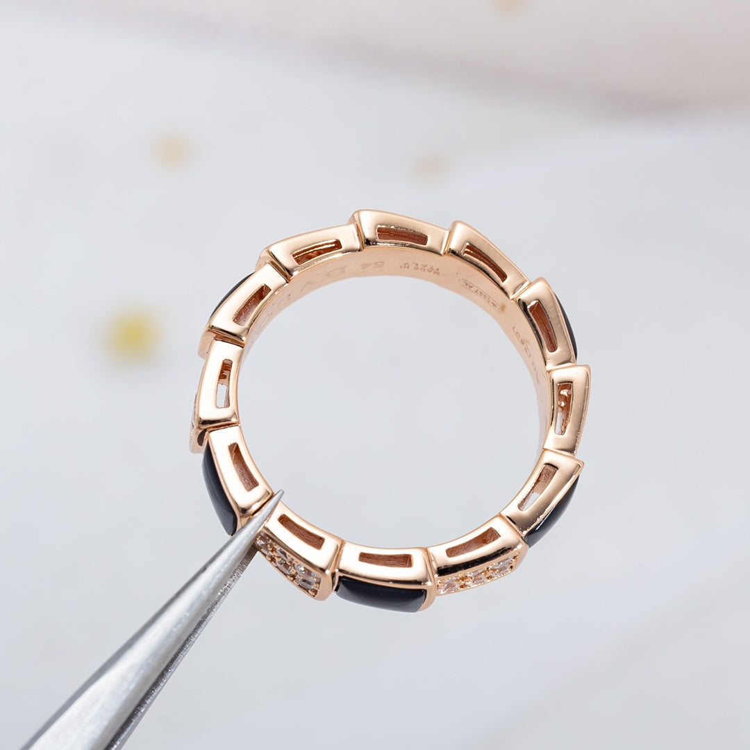 [Elitejewels]SERPENTI RING PINK GOLD BLACK MOP DIAMOND PAVED 4MM