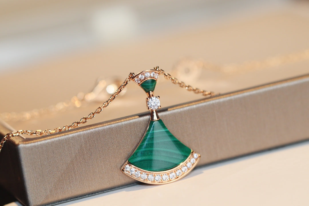 [Elitejewels]DREAM NECKLACE MALACHITE DIAMOND