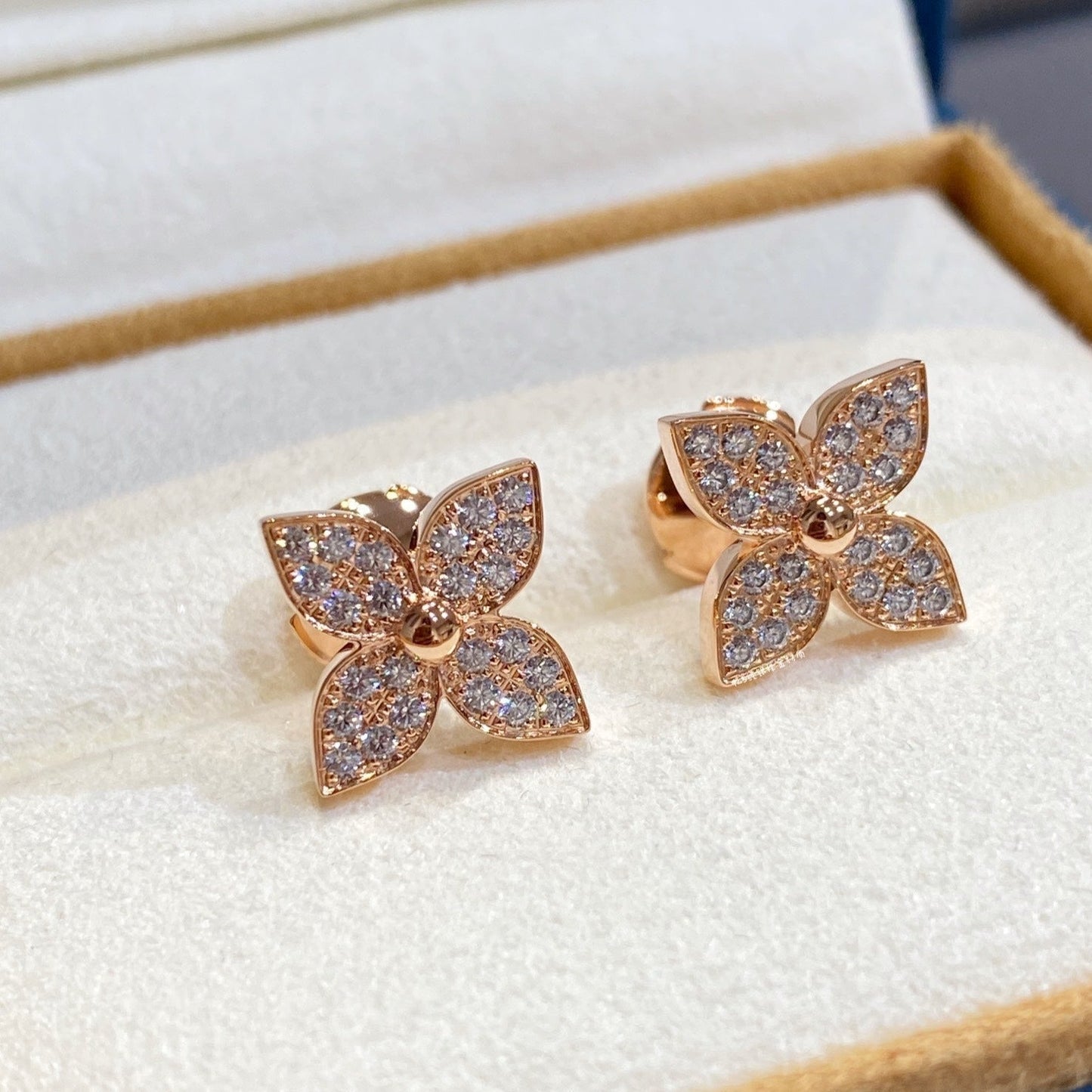 [Elitejewels]STAR DIAMOND EARRINGS