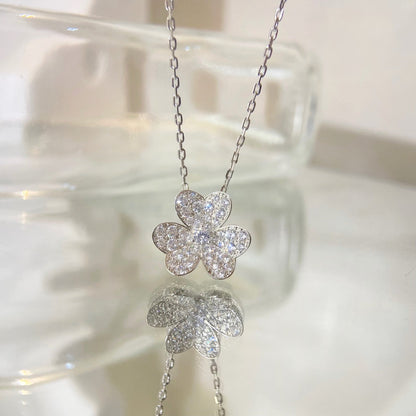 [Elitejewels]FLOWER DIAMOND NECKLACE