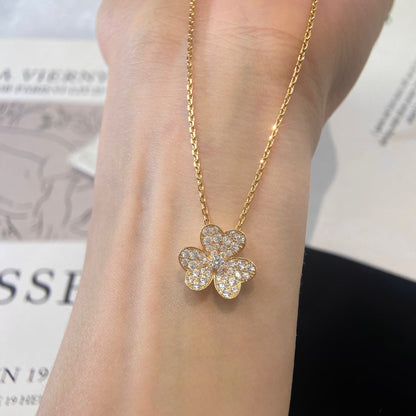 [Elitejewels]FLOWER DIAMOND NECKLACE