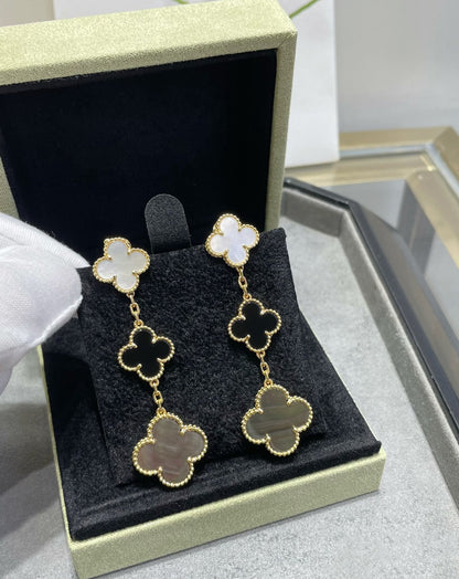 [Elitejewels]CLOVER 3 MOTIF MOP ONYX DARK MOP PINK GOLD EARRINGS