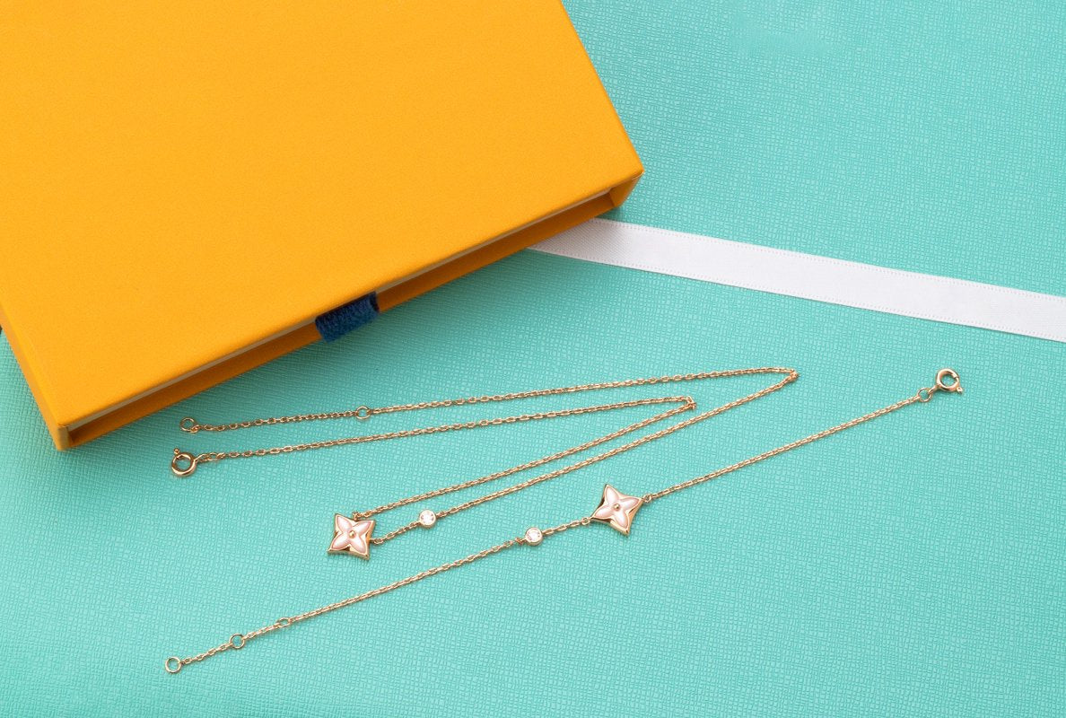[Elitejewels] LV STAR PINK MOP 1 DIAMANT ROSGOLD HALSKETTE