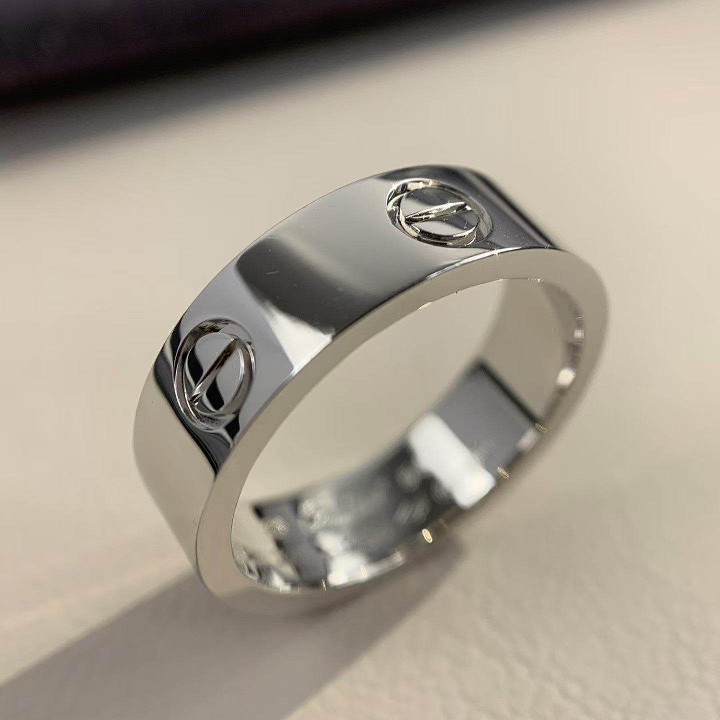 [Elitejewels]ラブリング 5.5MM ダイヤモンドなし