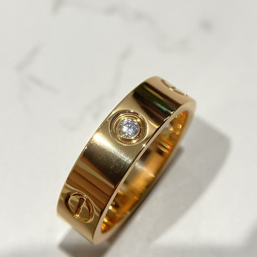 [Elitejewels]ラブリング 5.5mm 3ダイヤモンド ピンクゴールド