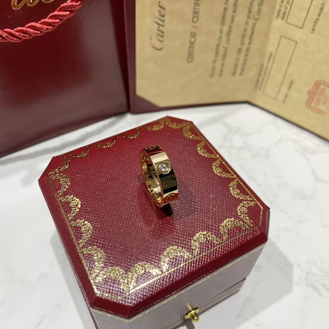 [Elitejewels]ラブリング 5.5mm 3ダイヤモンド ピンクゴールド