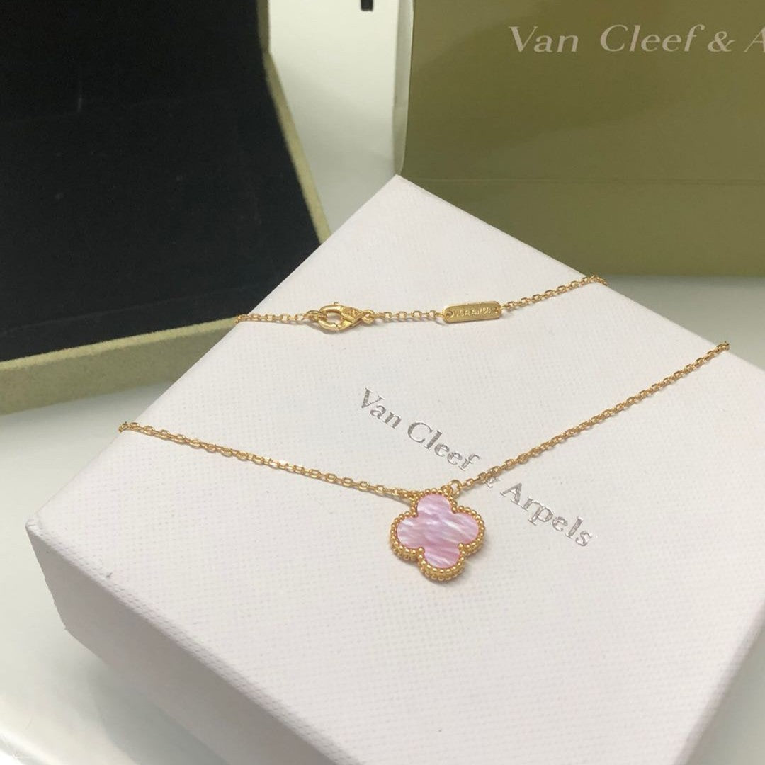 [Elitejewels]CLOVER 15MM ROSA PERLMUTT-EINZELNE BLUMENKETTE