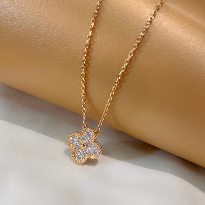 [Elitejewels]CLOVER 15MM DIAMOND SINGLE FLOWER NECKLACE