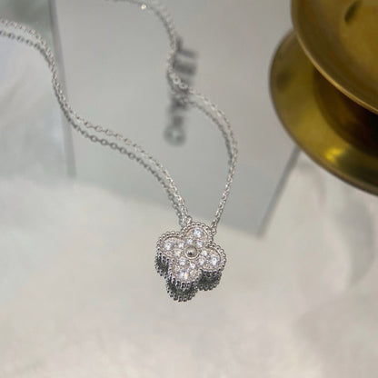 [Elitejewels]CLOVER 15MM DIAMOND SINGLE FLOWER NECKLACE