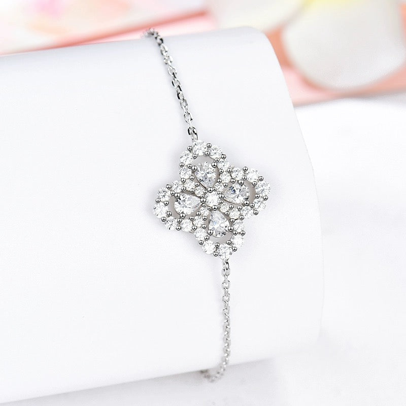 [Elitejewels]LOOP ARMBAND VOLLMOTIV DIAMANT 16MM SILBER