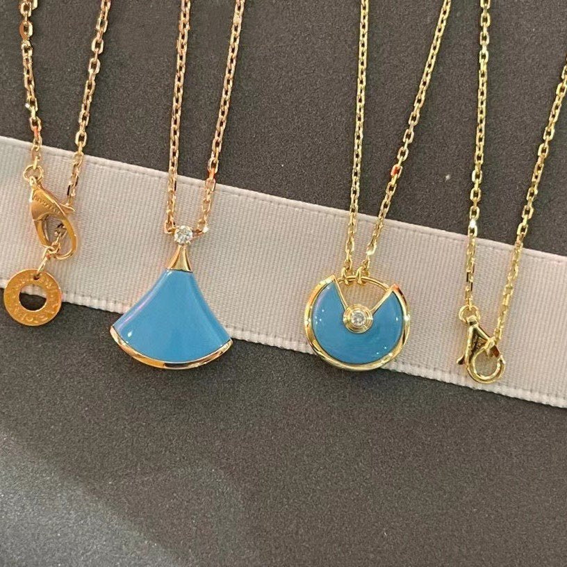 [Elitejewels]AMULETTE GOLD TURQUOISE NECKLACE