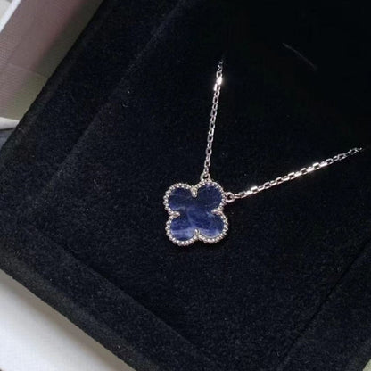[Elitejewels]CLOVER 15MM PIETERSITE NECKLACE SILVER