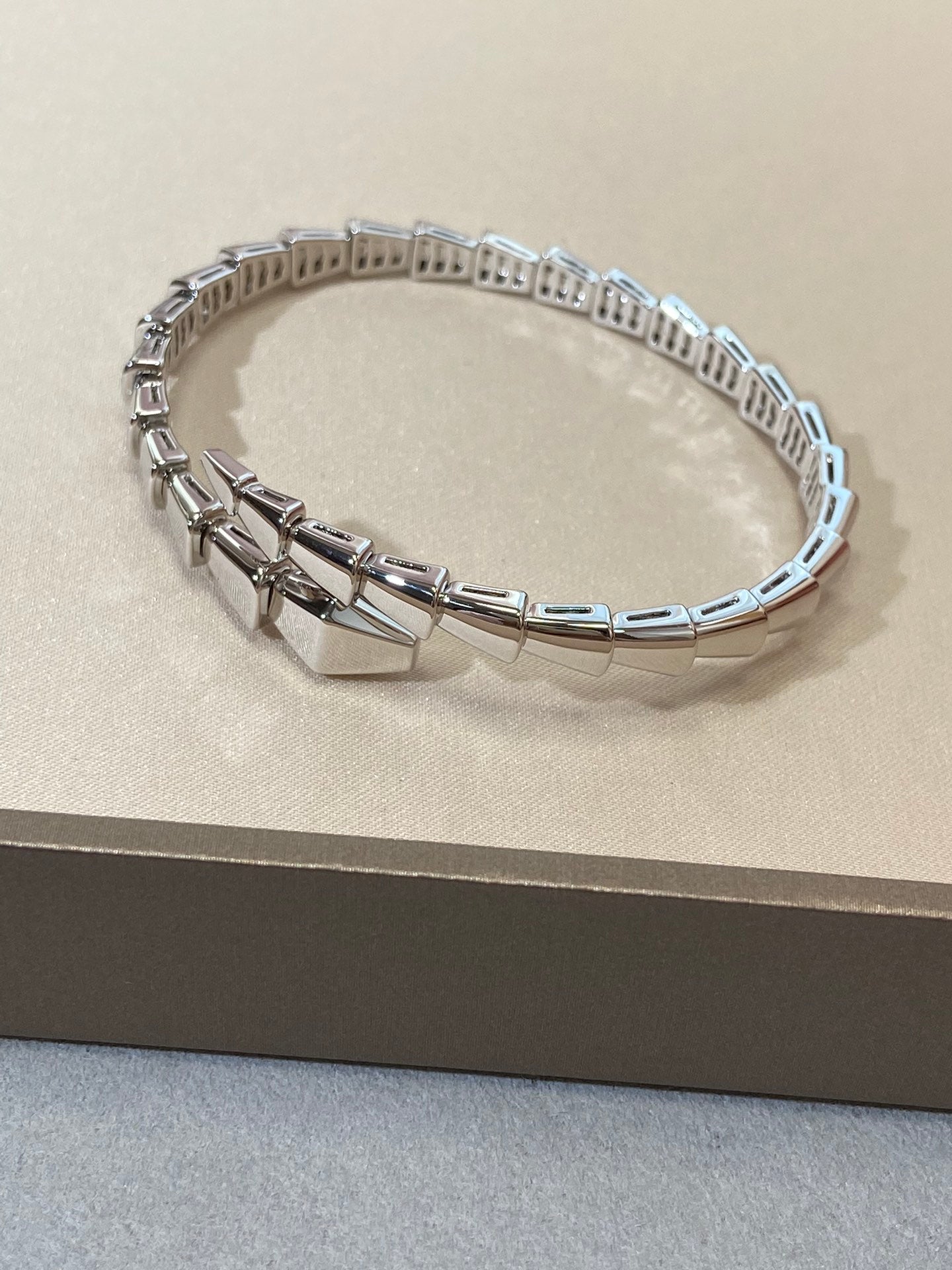 [Elitejewels]SERPENTI VIPER SILVER BRACELET